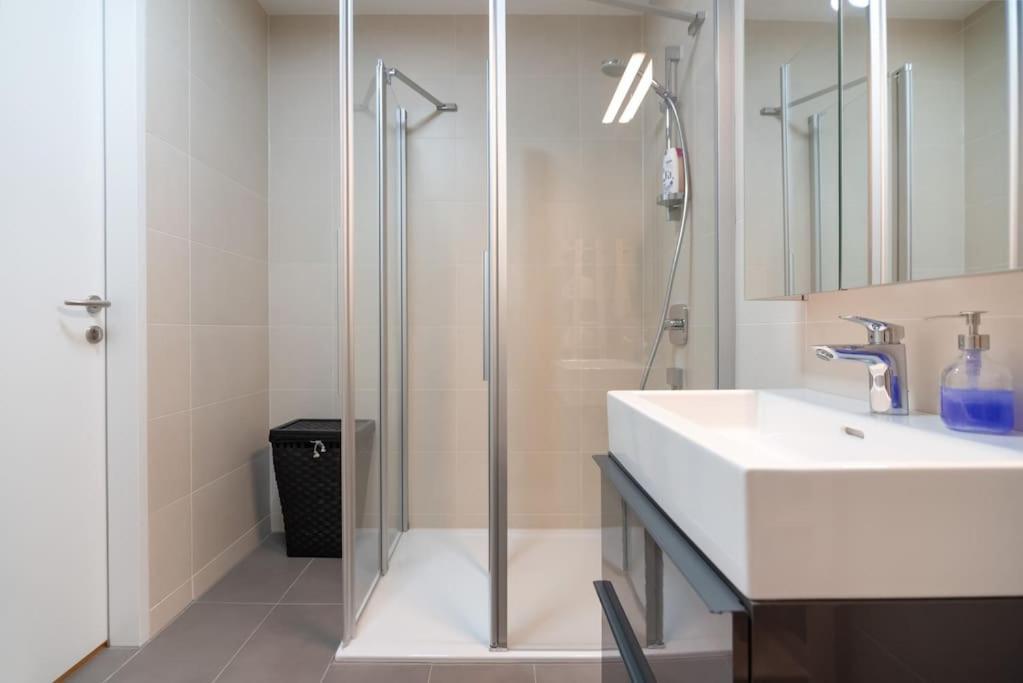 Hoch Hinaus, Neu Und Stilvoll Mit Pool Am Dach Appartement *